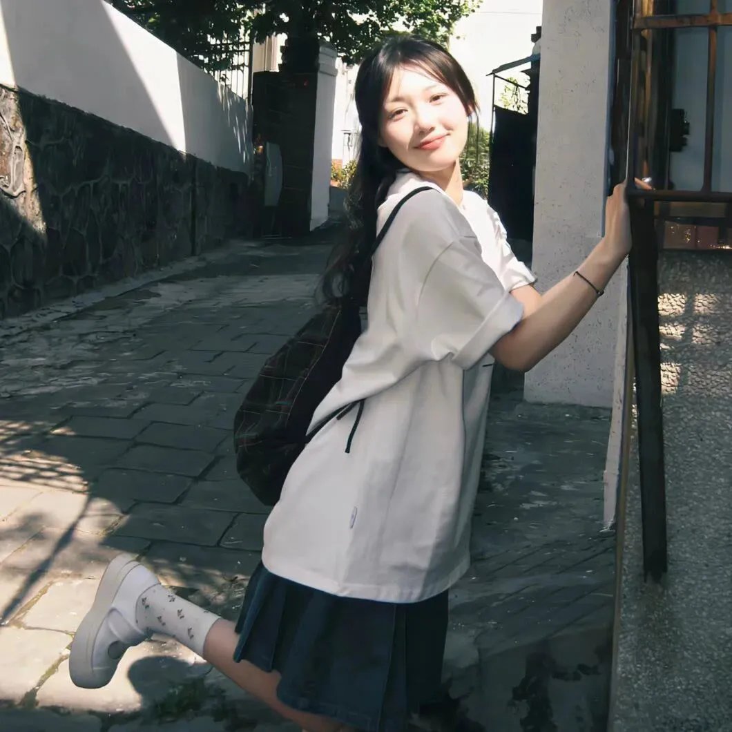 布劳涅森林的女人们